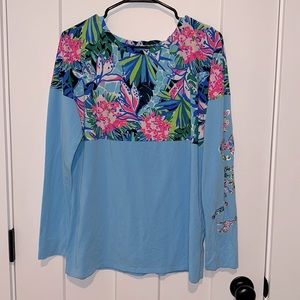Lilly Pulitzer Finn top EUC Size Medium